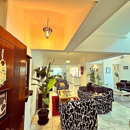 Large Room With Its Own Balcony Le Caire Extérieur photo