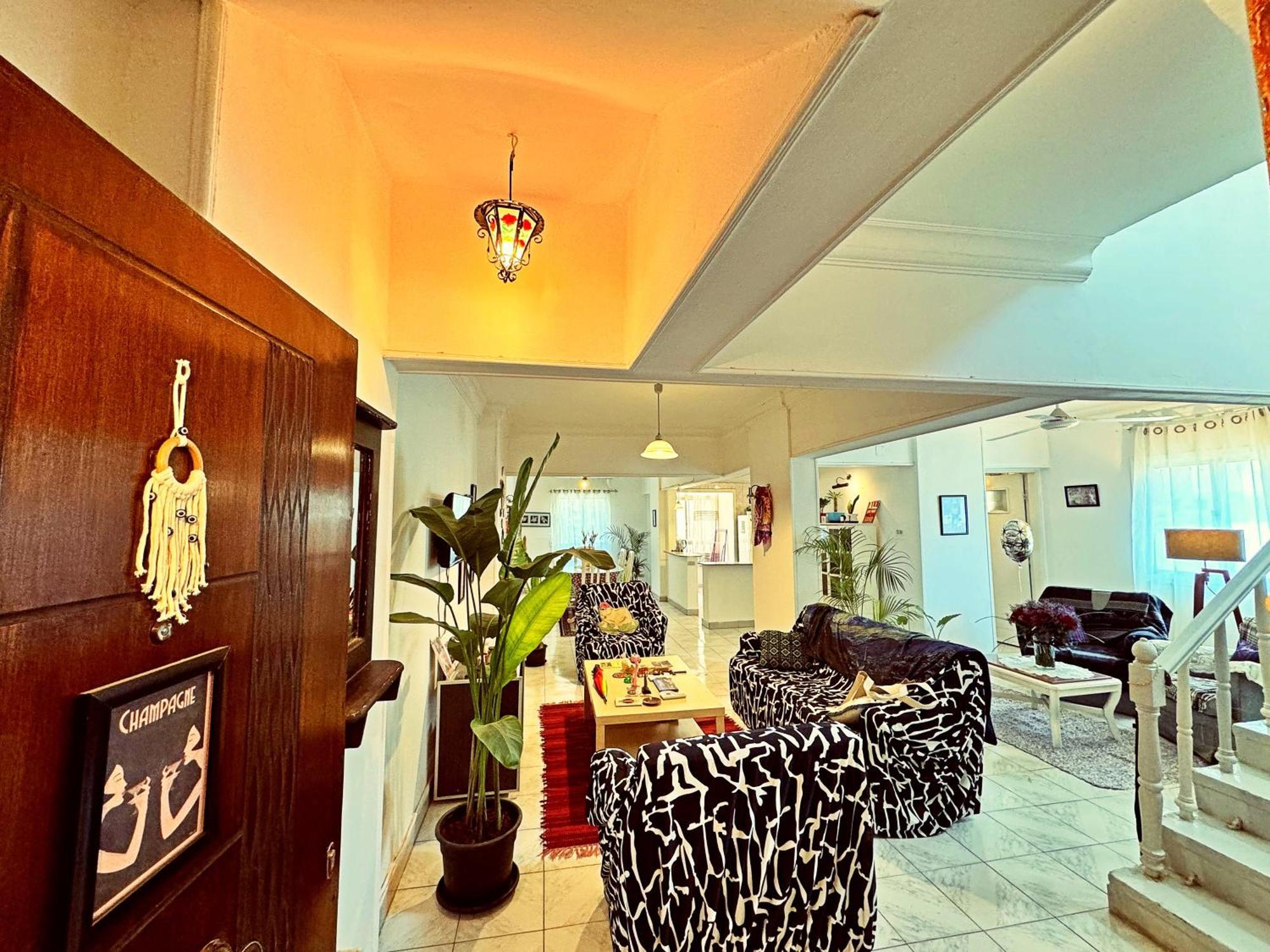 Large Room With Its Own Balcony Le Caire Extérieur photo